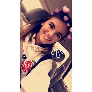 Meet your Posher, Allie